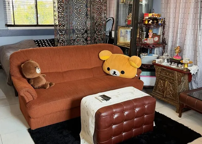 Modern Thai Vintage Place Living Apartment